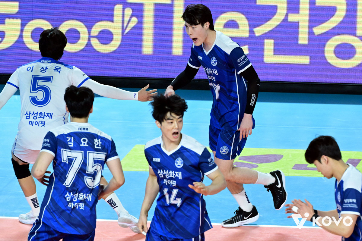 캡틴도, 외인도 없는데…'평균연령 21.8세' 젊은피 4인방의 대반란! …