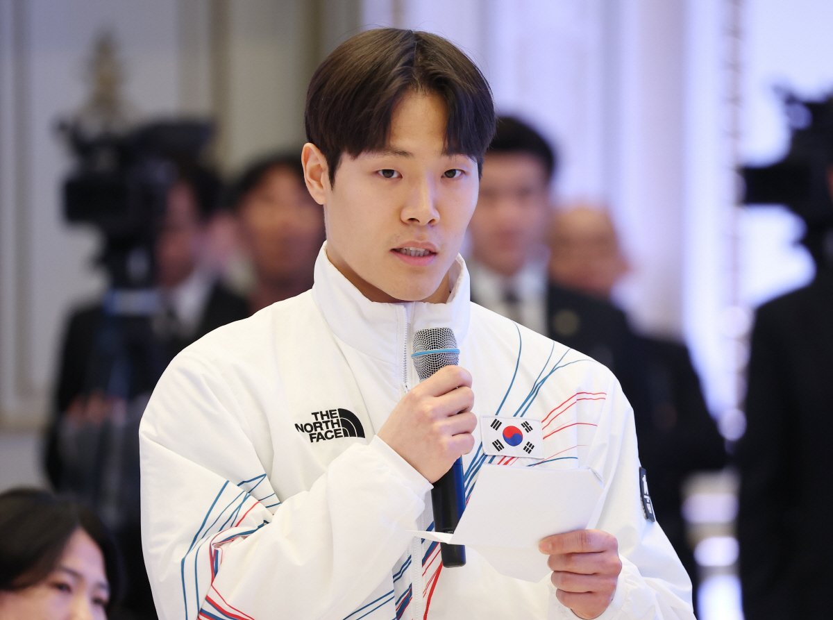 李 대통령, 동계올림픽 선수단 오찬 "한계를 뛰어넘는 도전, 대한민국의 …