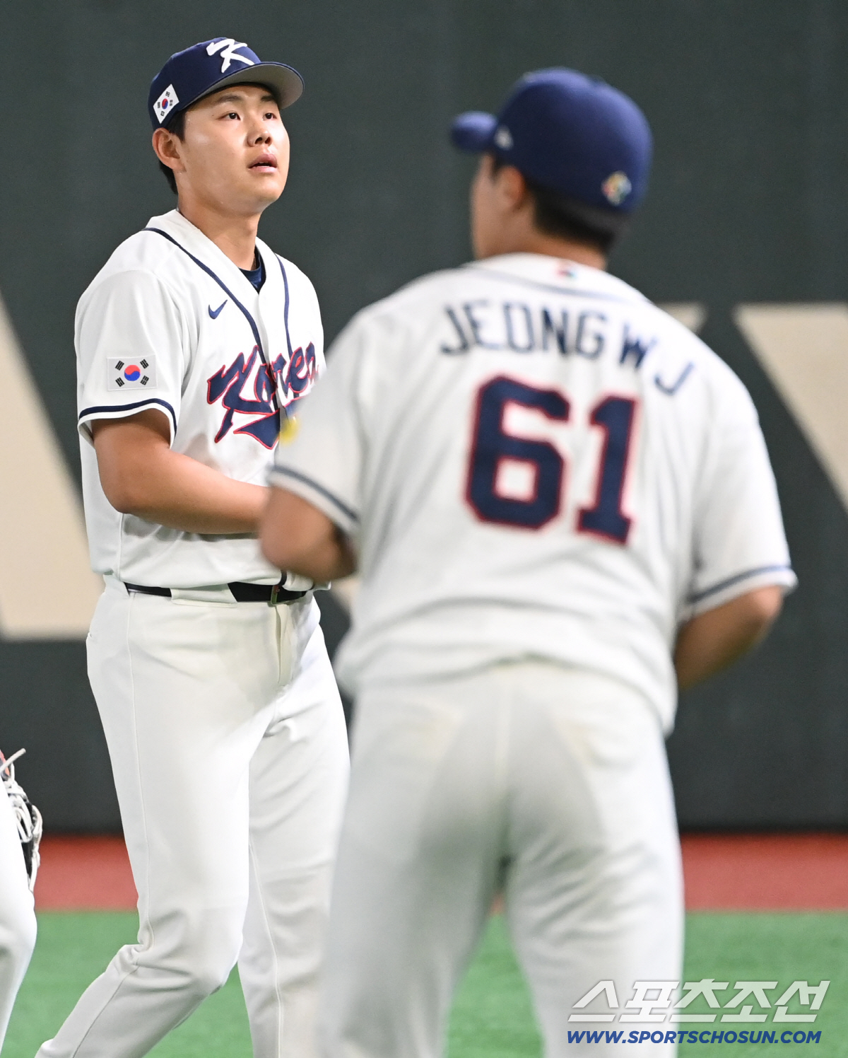 '깜짝 발표' 류지현 감독, 대만 참사 지켜봤다…"소형준-정우주 50구 …