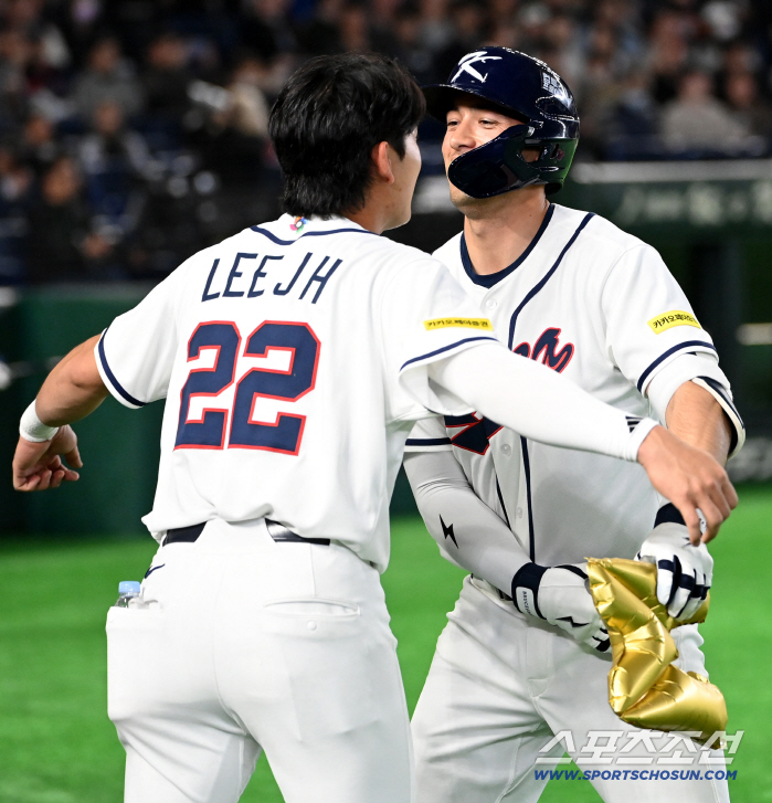 '마이너 홈런왕' 위트컴 대회 두타석만에 터졌다, 일본→대만→호주전 앞두고 터진 115m 마수걸이 솔로포...6-0 리드