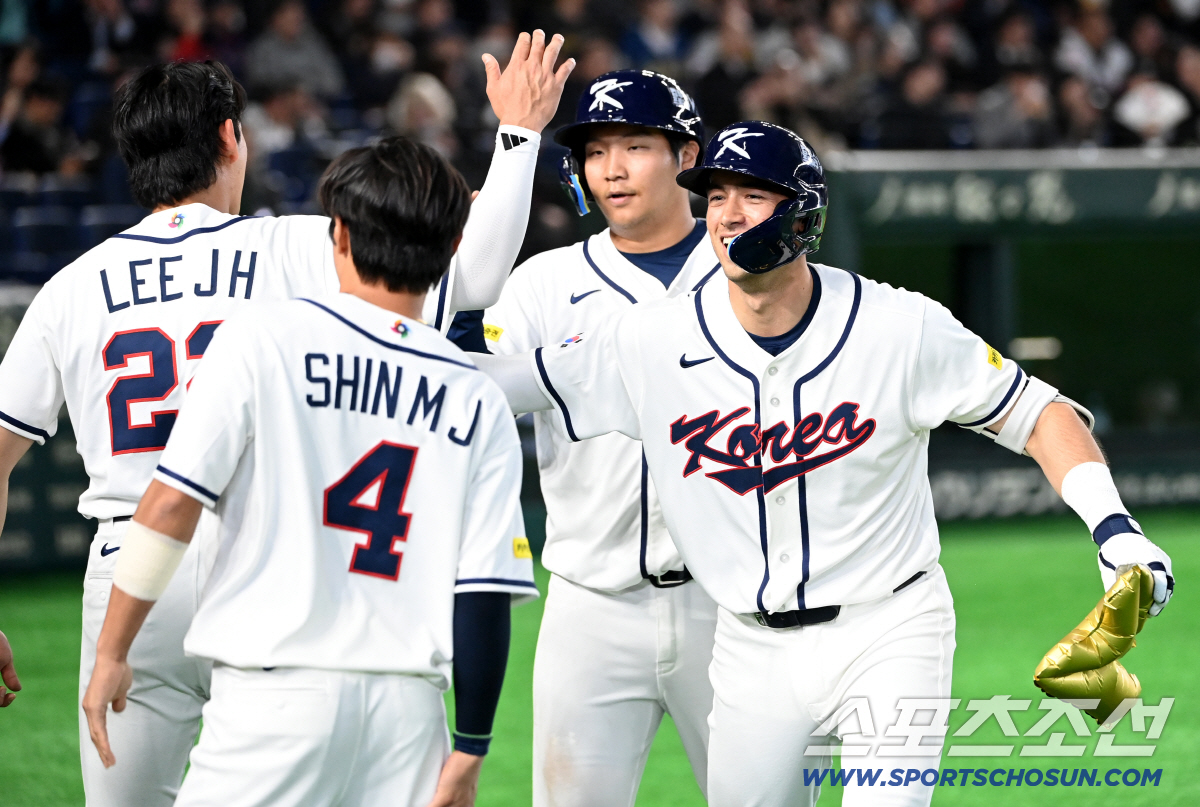 미쳤다! 단 3타석 만에 '백투백 멀티홈런', 마이너 홈런왕의 괴력...…