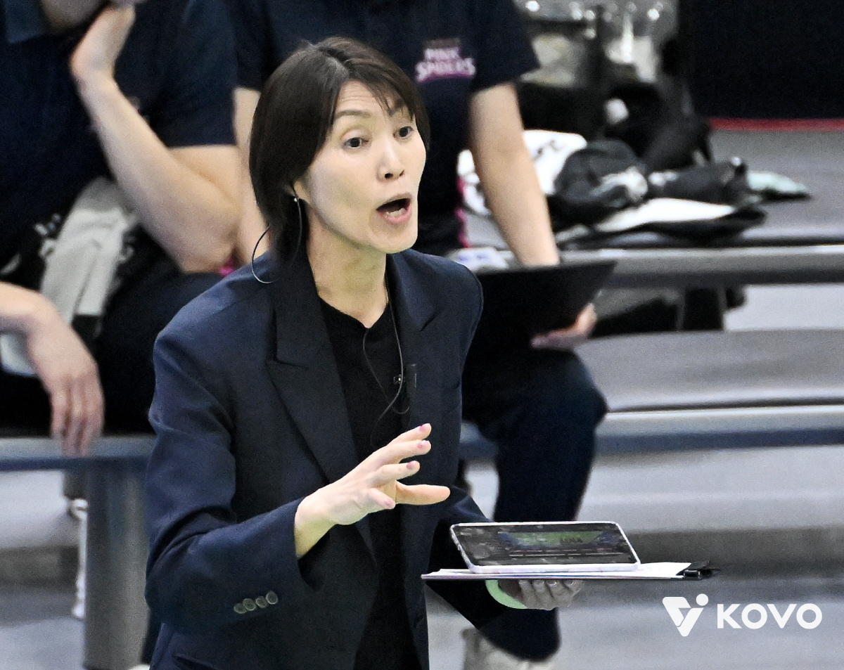 '은퇴 선언' 양효진 21득점+6블록 분투 → 2위 확보…승리는 흥국생명…