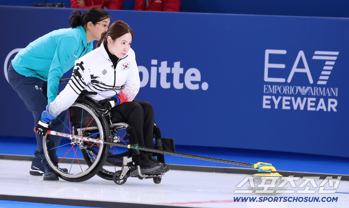 '200%' 이용석X백혜진조 휠체어컬링 '감다살' 완벽샷, 英에 14대3…