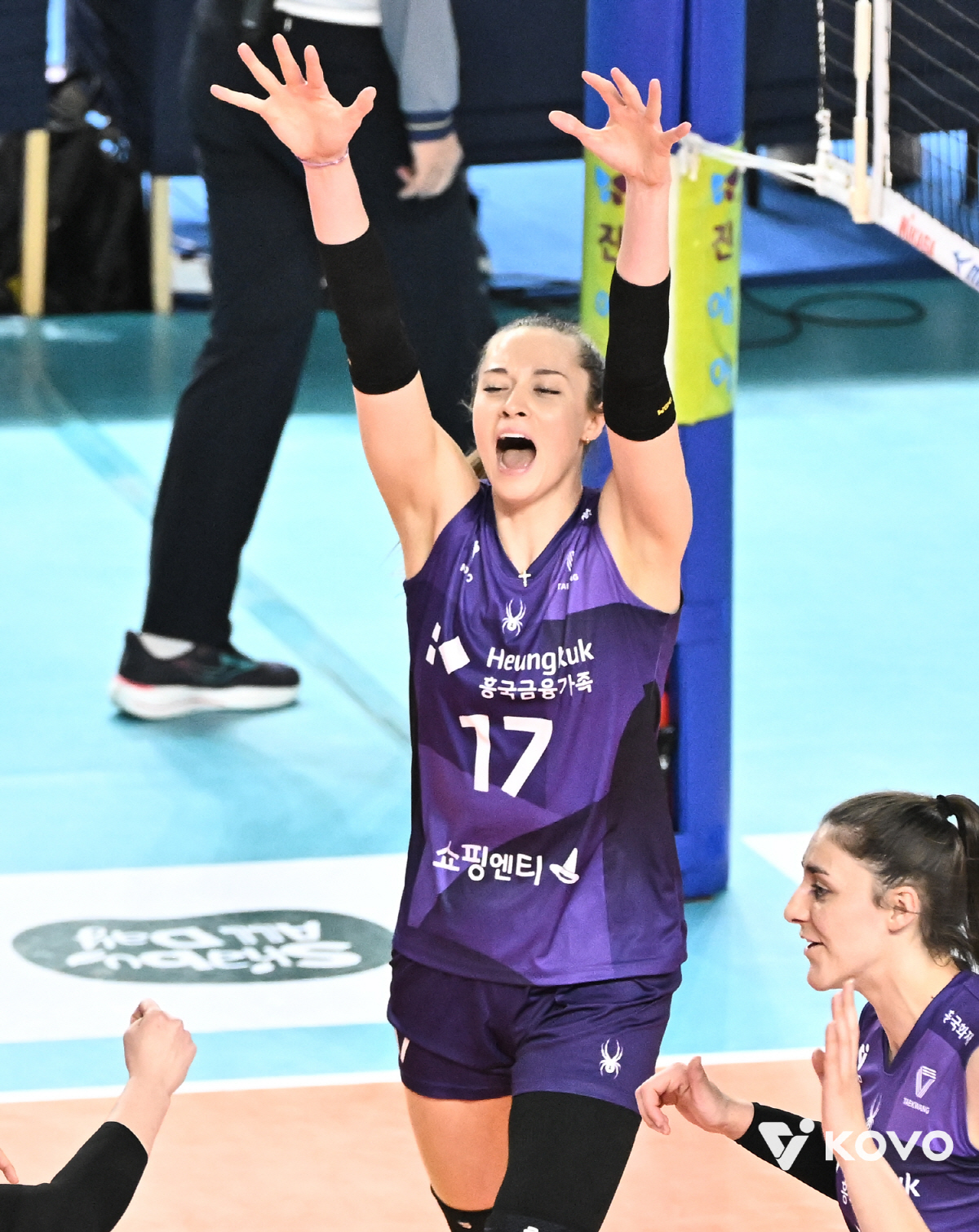 "이런 경기는 생전 처음" 日명장도 어리둥절한 미친 기복…10점, 14점…