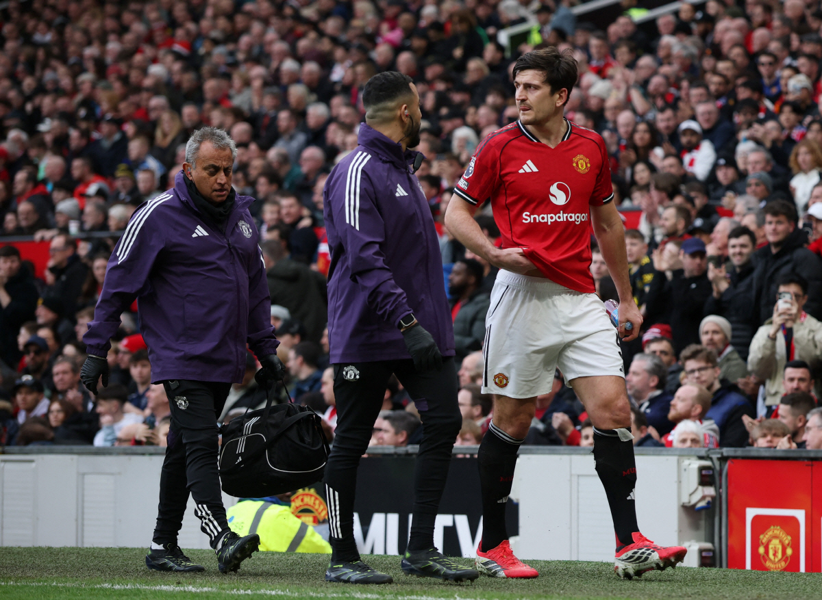 英 초비상! '경찰 폭행+뇌물 미수=징역 15개월 집유' 전과자 된 DF…
