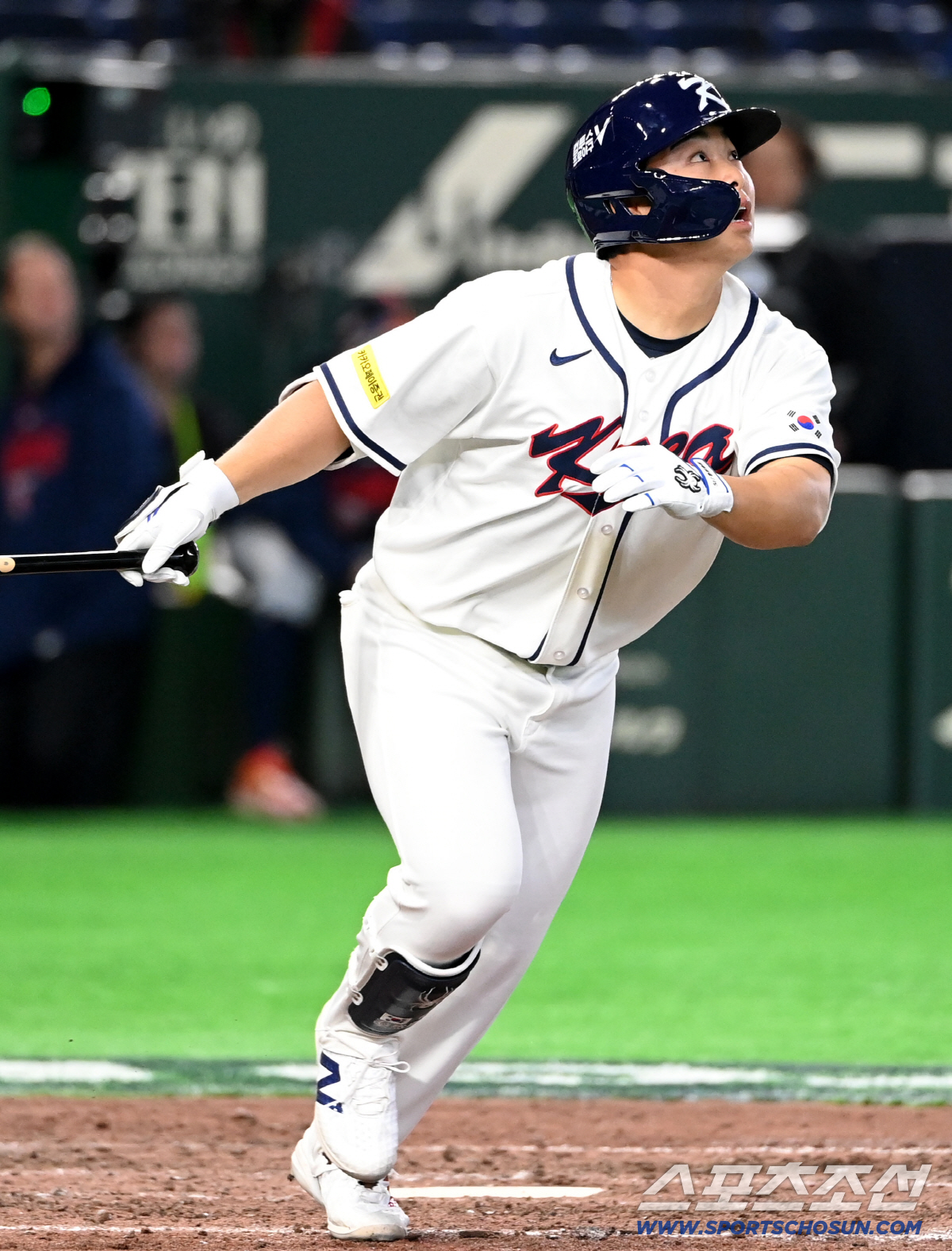 '한국 좀 치네' 외신도 감탄! '4홈런 폭발' 17년만 대기록…'좋은 …