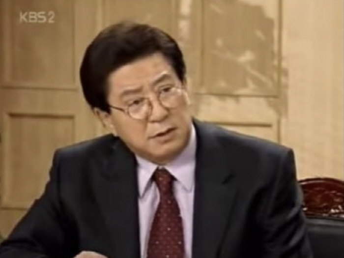 故 김흥기, 공연 끝나고 분장실서 쓰러졌다...5년 의식불명 끝 별세 '…