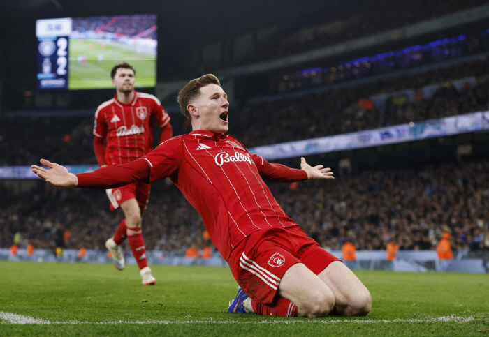 '또 맨유가 졌네' 노팅엄 에이스 '뉴캐슬의 마라도나', 맨체스터시티 이적 9000만파운드 물밑 '던 딜'..돈싸움에선 맨시티가 절대 강자 재확인