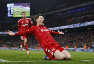 '또 맨유가 졌네' 노팅엄 에이스 '뉴캐슬의 마라도나', 맨체스터시티 이적 9000만파운드 물밑 '던 딜'..돈싸움에선 맨시티가 절대 강자 재확인