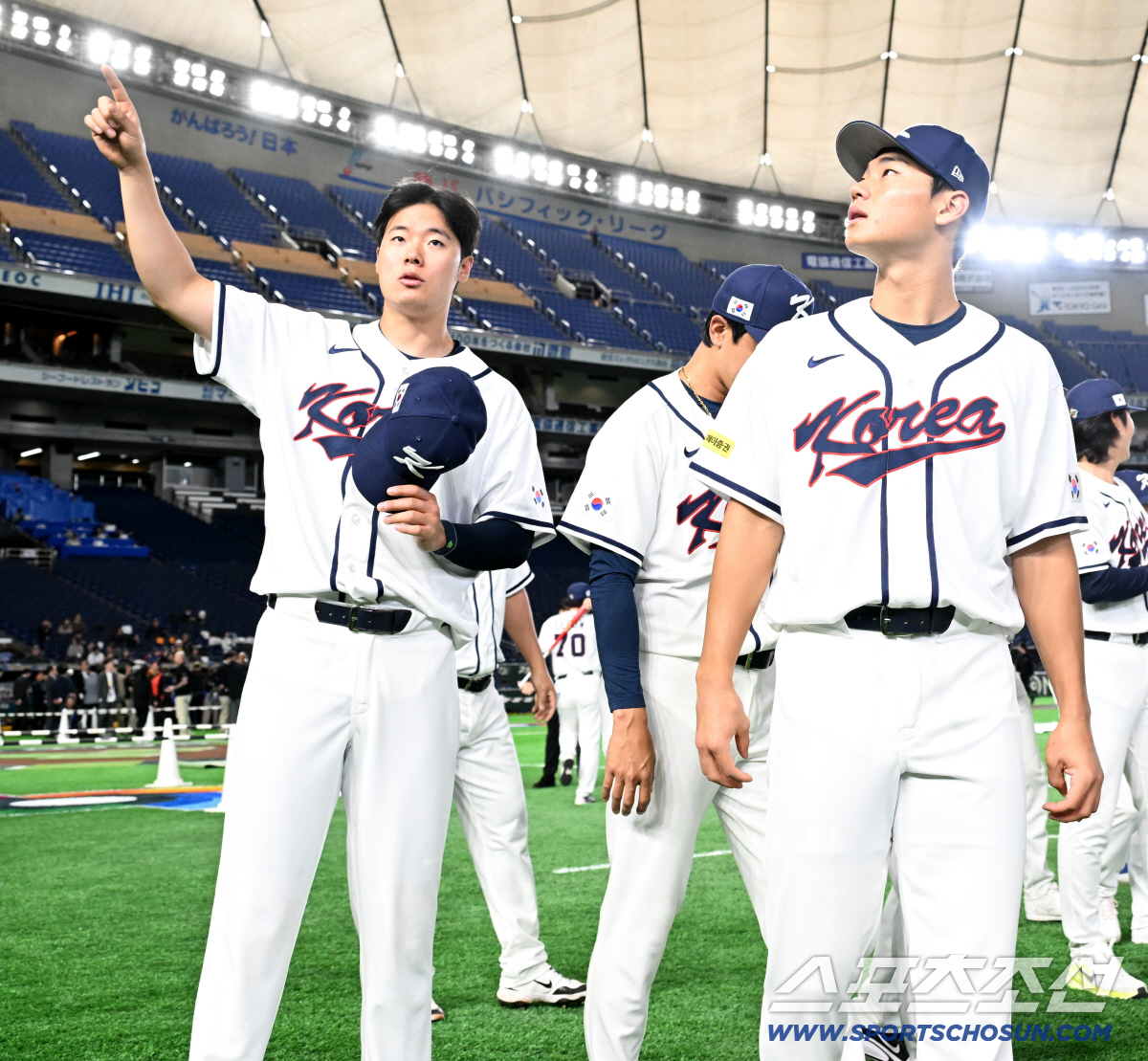 '日 깜짝' 류현진인가, 이 한국 투수 극찬했다…"체인지업, 이렇게 던져…