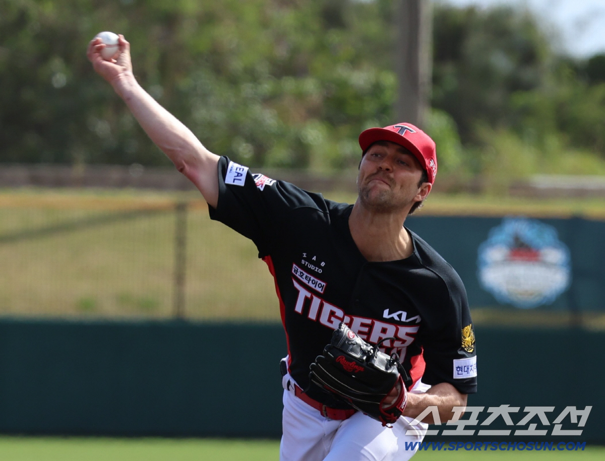 30억 최고액 외국인의 자신감 "어깨 힘 더 좋아진 느낌, 시범경기 기대…