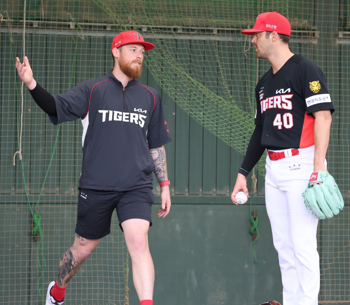 30억 최고액 외국인의 자신감 "어깨 힘 더 좋아진 느낌, 시범경기 기대…