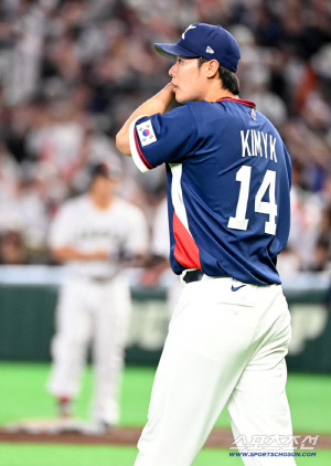 좌타자라 좌완? WBC에서 그 선택은 도박수였다...왜 거기서 김영규였을까 [WBC 승부처]