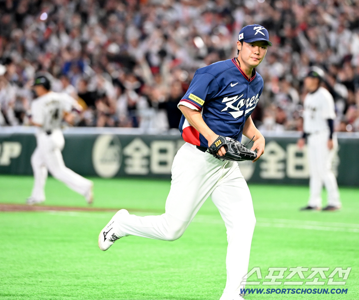 좌타자라 좌완? WBC에서 그 선택은 도박수였다...왜 거기서 김영규였을…