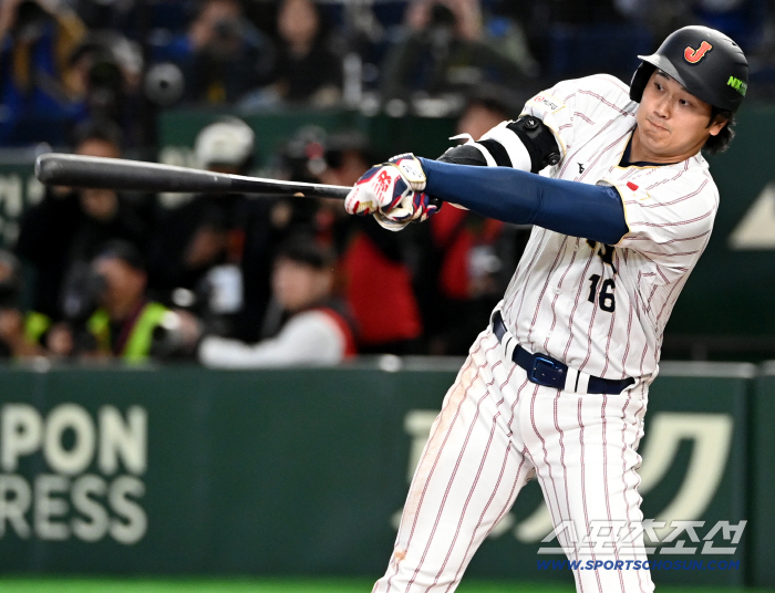 "얘들아 아직 동점이야!" 오타니가 이렇게 무섭다, 동료들 군기잡더니 역전 백투백포...2G 0.833-2홈런 또 MVP인가?