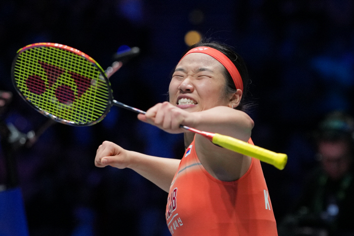 "韓 역사 성큼" '中, 안세영 '포비아' 돋는다!' 3위 천위페이에 짜릿한 역전승…파이널 매치 '압도적 전적→10연승 우위' 2위 왕즈이와 격돌