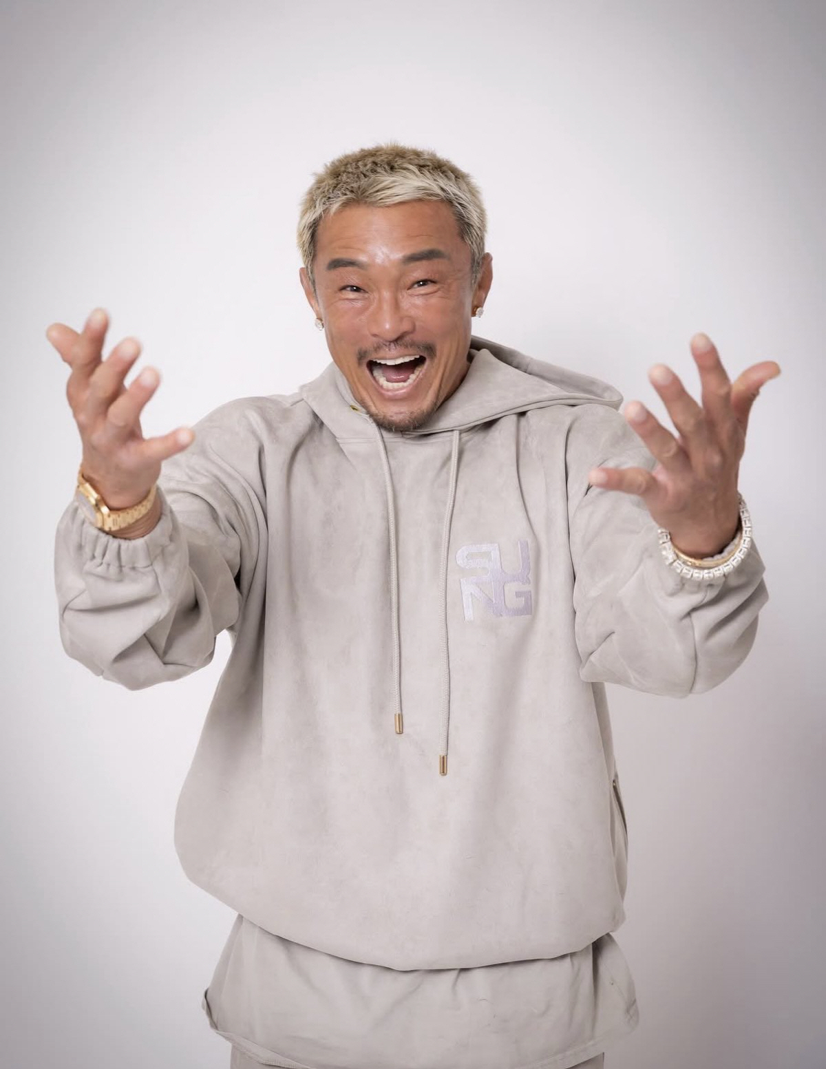 추성훈 “내 장례식에 잘 왔어”..윙크까지 날린 유쾌한 ‘영정사진’ 공개