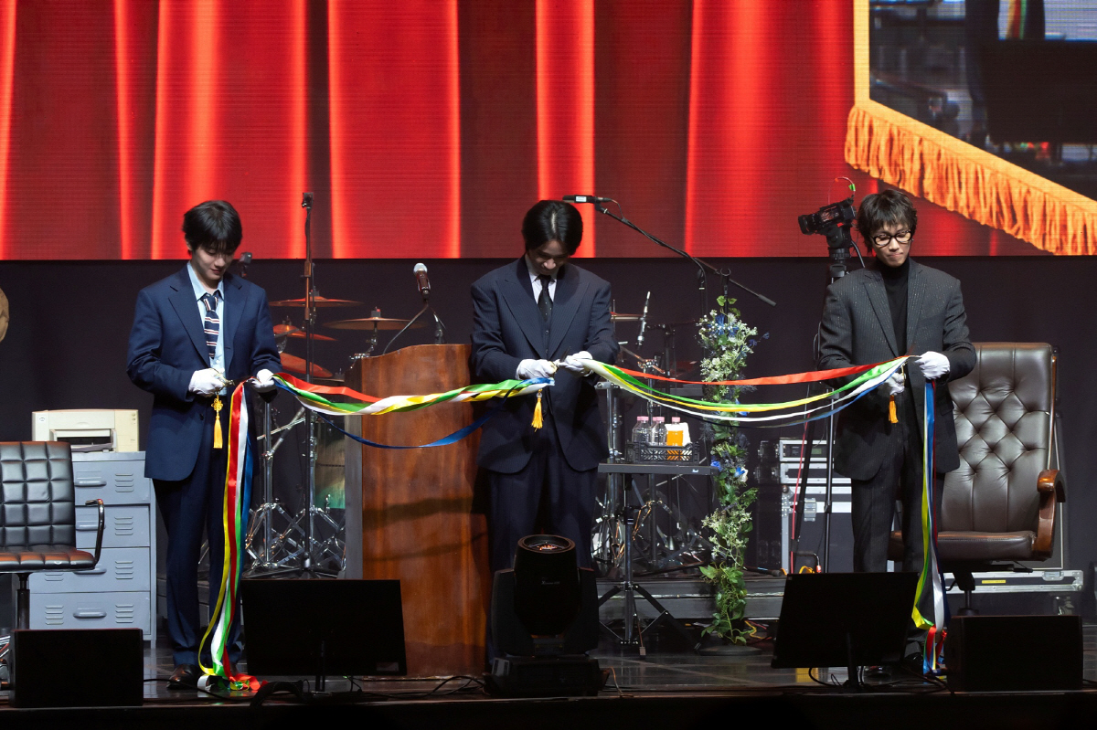 FT아일랜드, 10년 만 팬미팅 성료…하루 꽉 채운 팬사랑