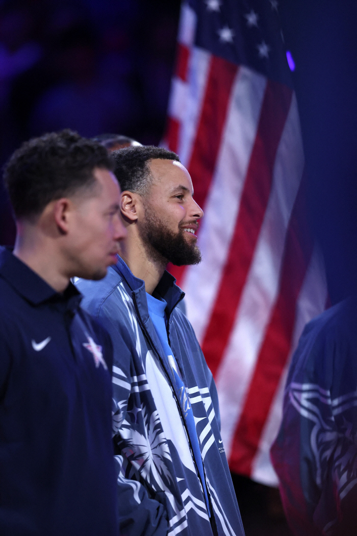 불멸의 역대 3점슛 4233개! 스테판 커리가 지목한 레코드 브레이커. 늑대군단 에이스. 그리고 3점 괴물 신인. 이 기록 깬다.