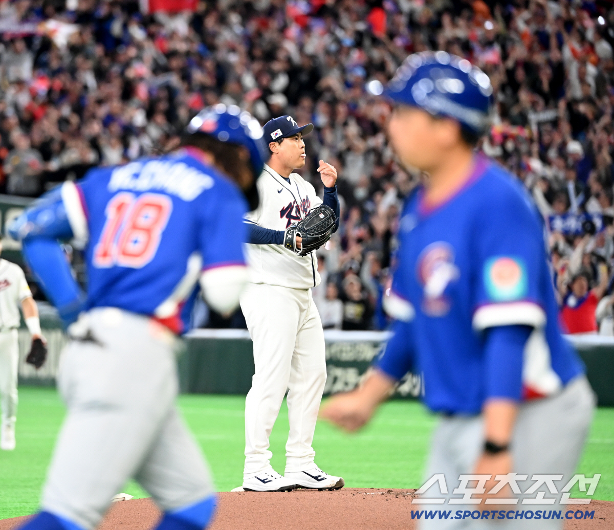 '통한의 피홈런' 류현진 땀 뻘뻘 3이닝 1실점…'2G 17득점' 방망이…