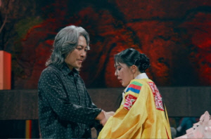 사별한 아내 빙의로 만난 김재희. '운명전쟁49'에 감사 