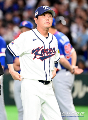 '4회 연속 탈락 위기' 류지현 감독…