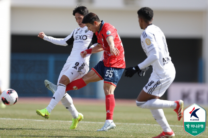 [현장리뷰]"모따가 '정정용 더비' 살렸다" '우승후보' 전북 현대 벼랑…