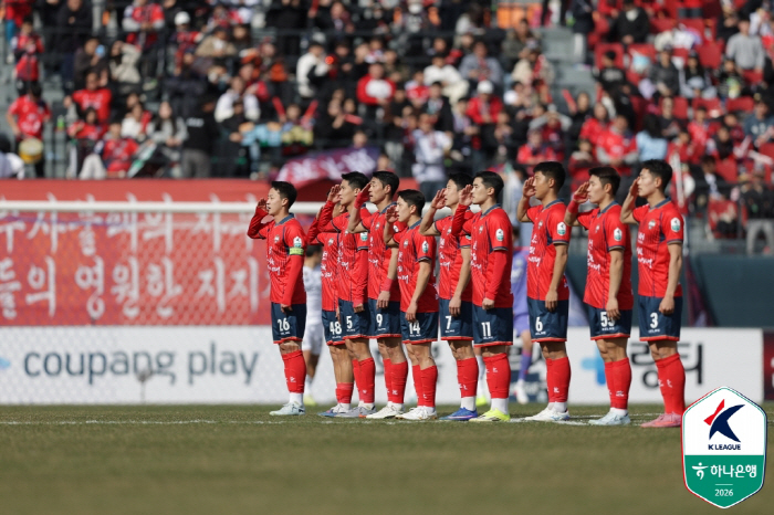 [현장리뷰]"모따가 '정정용 더비' 살렸다" '우승후보' 전북 현대 벼랑…