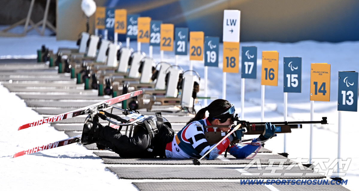 [속보]"'스마일 철녀' 김윤지 해냈다!" 바이애슬론 첫 금메달!!! 韓…