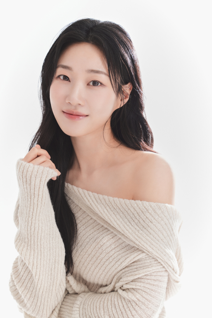 [SC인터뷰] "먹구름 낀 '봄날의 햇살'도 감사"…'미쓰홍' 하윤경, 밉상도 볼매로 바꾸는 매직(종합)