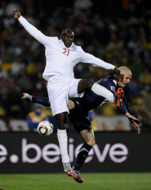 이럴수가…239억 날리고 인생 꼬인 잉글랜드 레전드 FW, 298억 해외 구단 인수 사기 연루