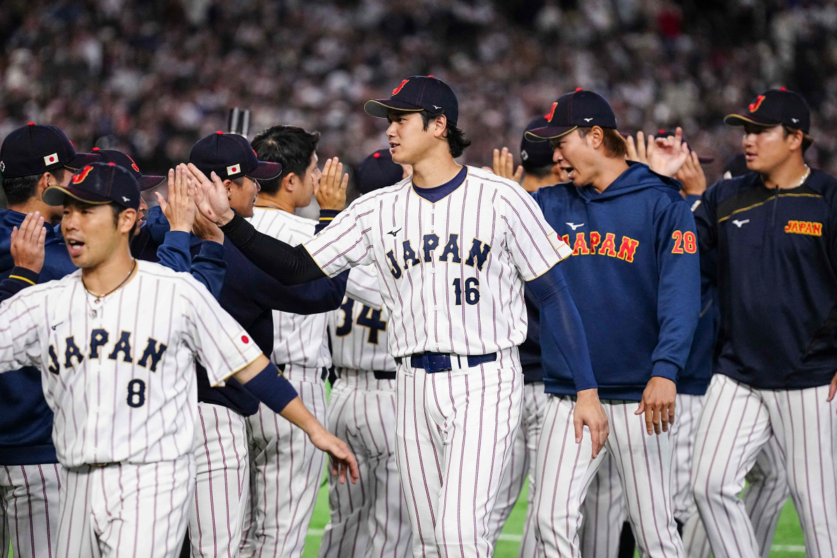 8회말 만루 찬스에서 대타로 교체, '12타수 무안타' 일본 최고 타자의…