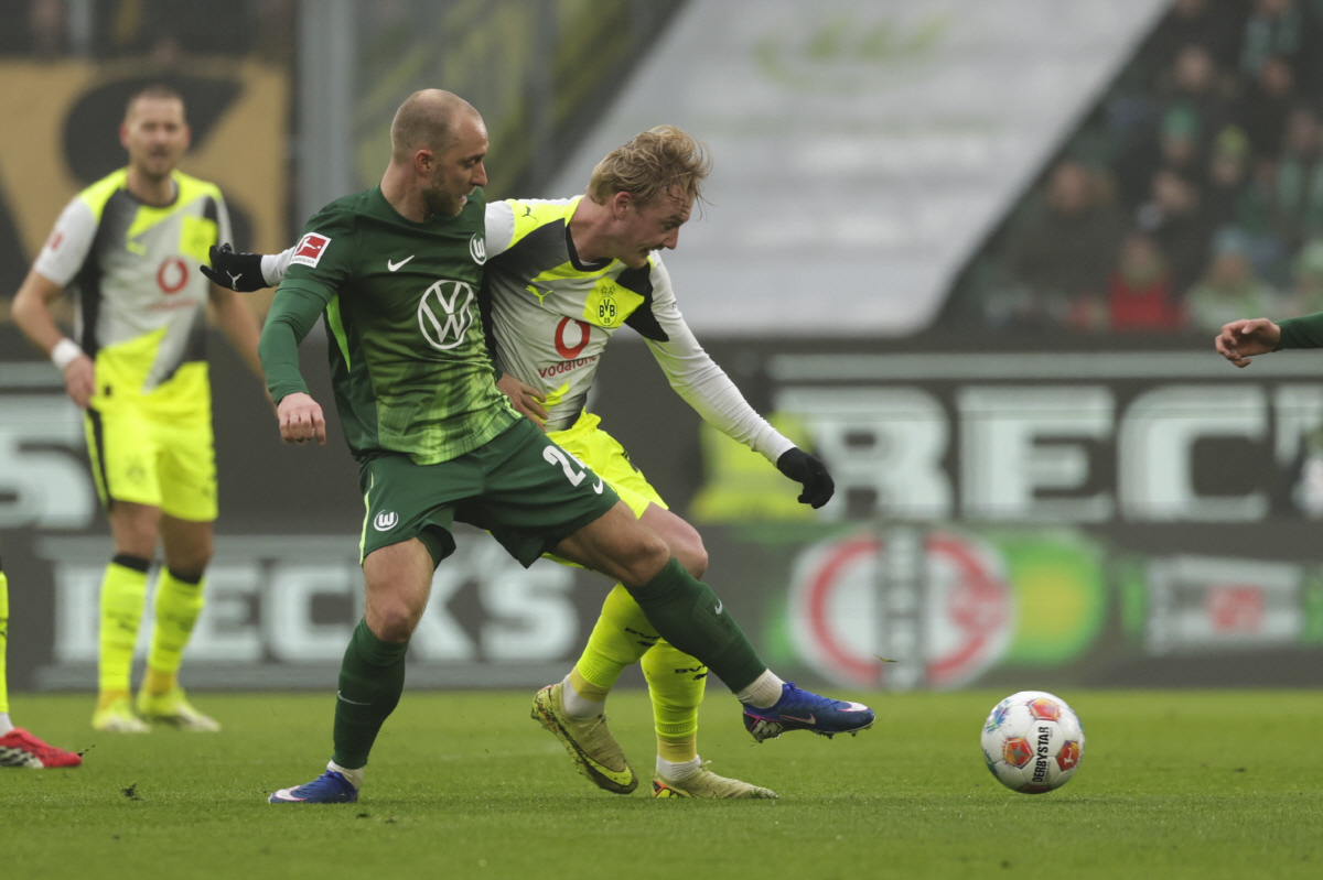 [오피셜]"흥민아, 우리 망했어" 전설의 DESK 멤버, 독일에서 강등 …