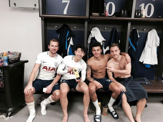 [오피셜]"흥민아, 우리 망했어" 전설의 DESK 멤버, 독일에서 강등 …