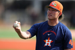 WBC 결선행 日, HOU 이마이 美 현지 합류 검토 