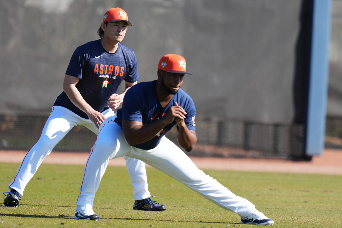 WBC 결선행 日, HOU 이마이 美 현지 합류 검토 "선수 교체 가능성…