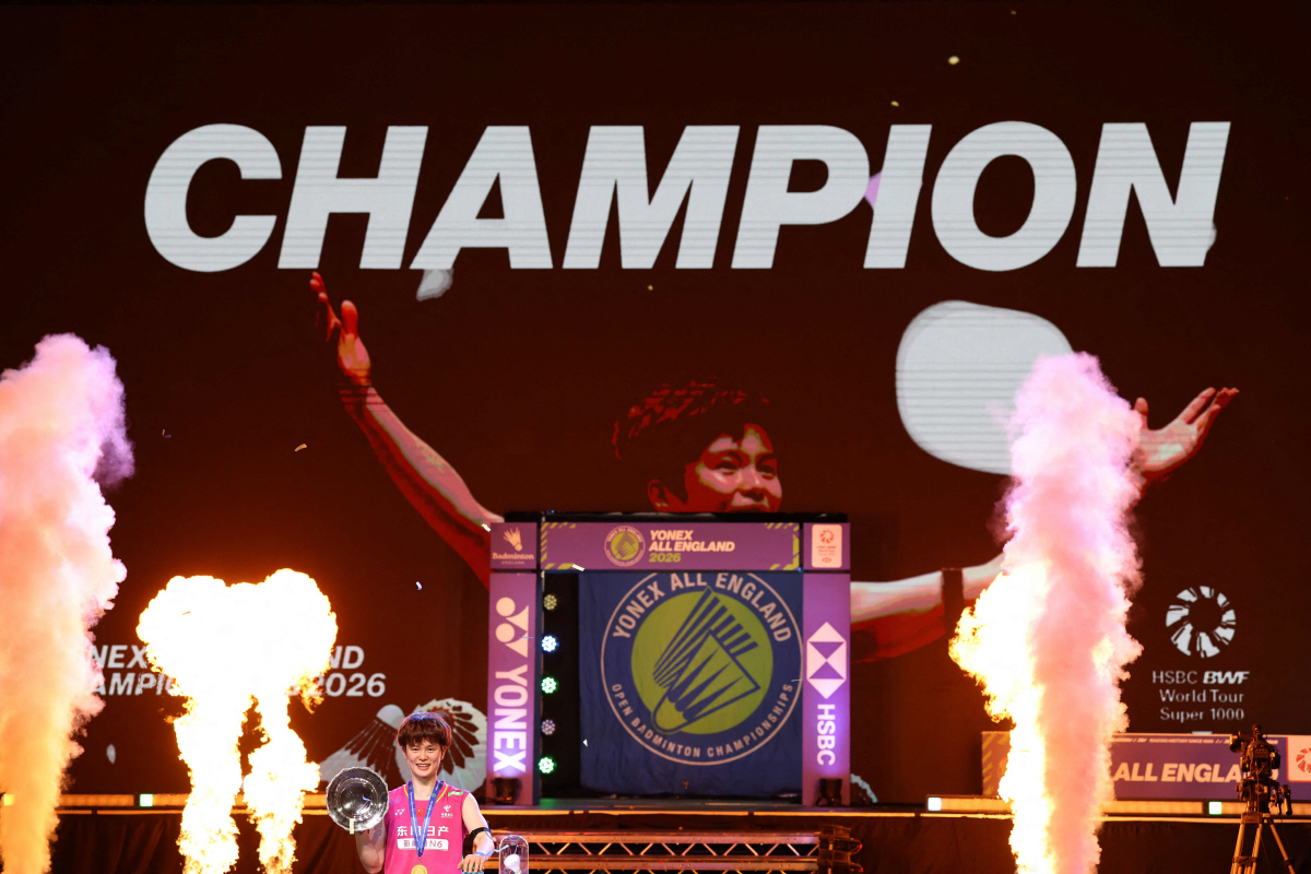 "그날이 아니었다, 왕즈이 축하해" 무너진 안세영 신화, 더 빛난 패자의…