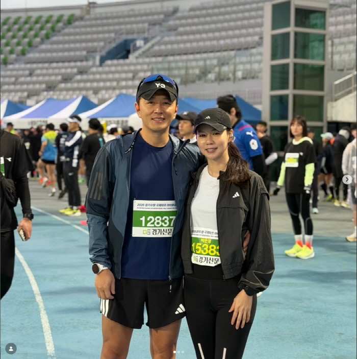 진태현 "왜 남의 자식 돌보냐고 수군거려"...'세 딸 입양' 시선에 내…