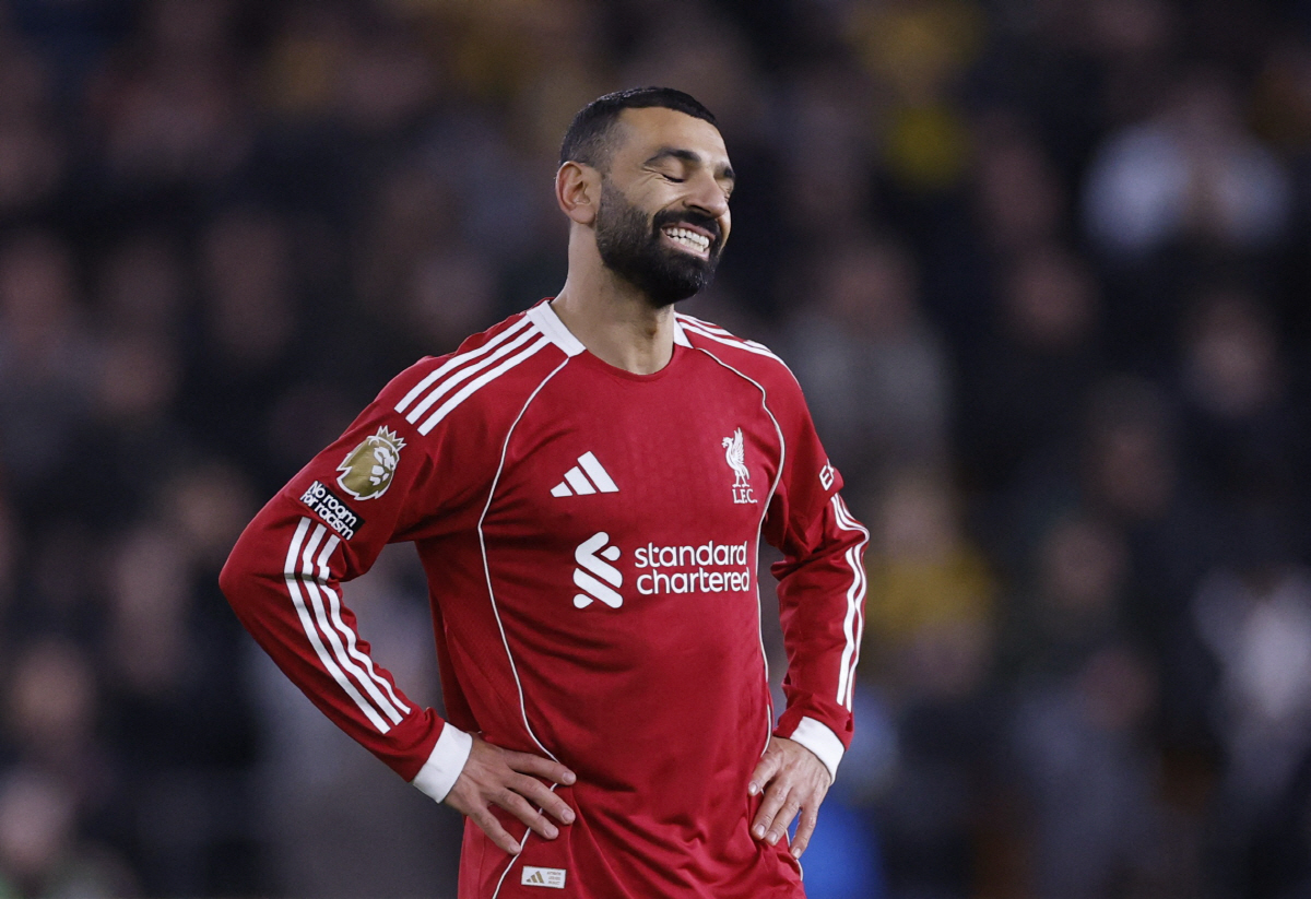 파격! '꿈의 조합' 터진다→살라+메시 또는 호날두…미국vs사우디 이적 …