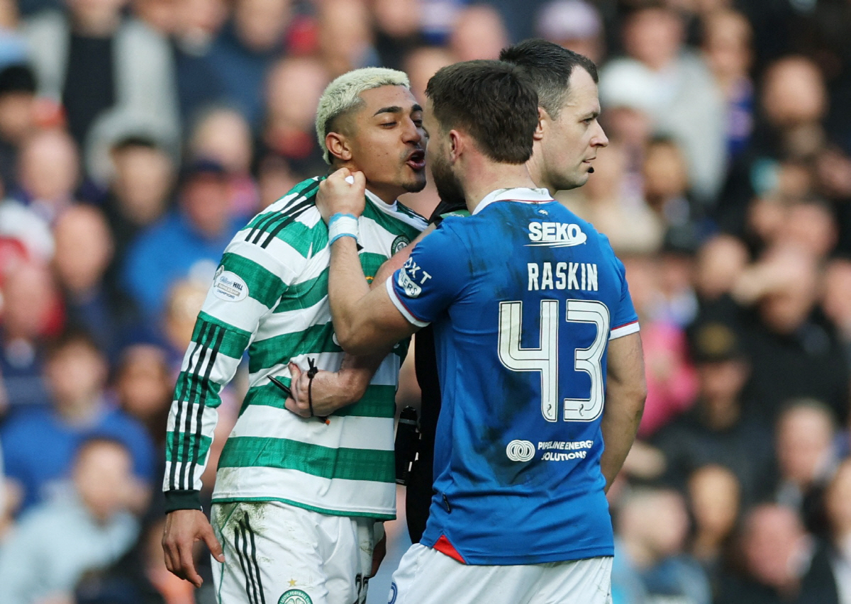 "이게 축구야! 충격 또 충격" 올드펌 더비, '피 철철' 폭력 사태…'…