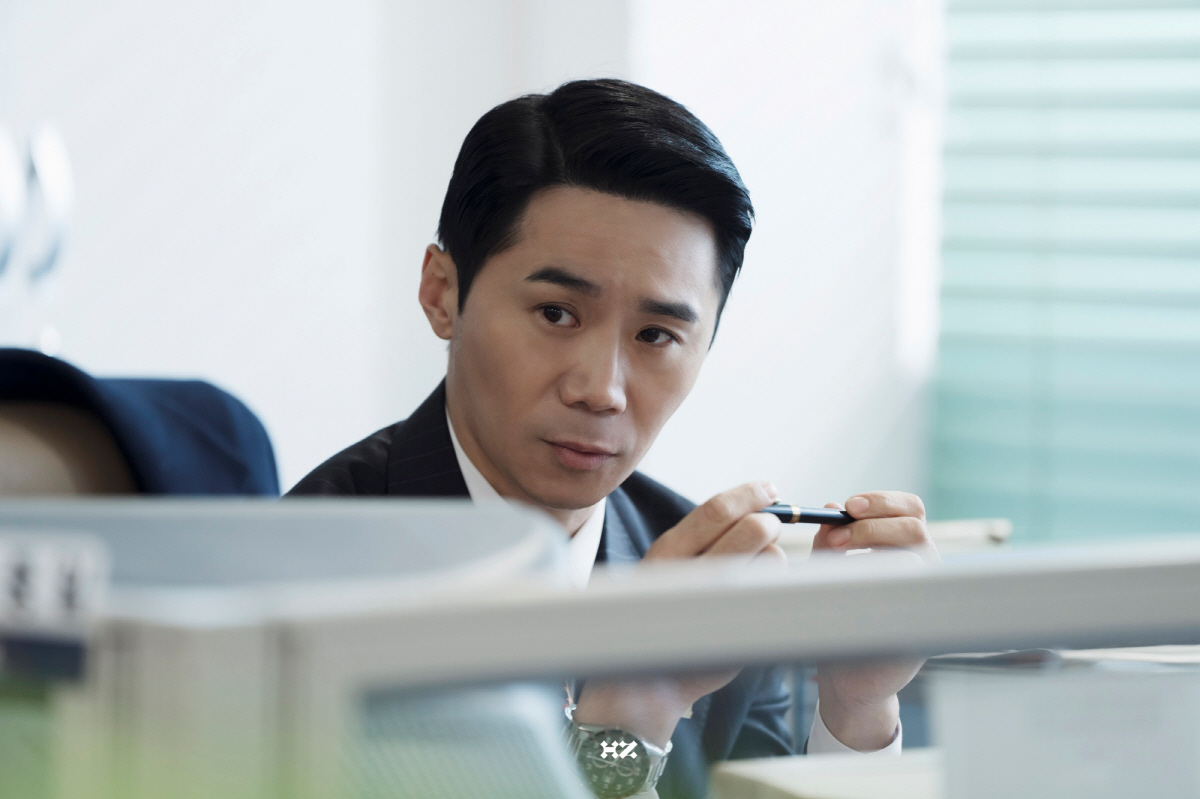 "쉰내 나는 인간상 표현하고파"…'미쓰홍' 임철수, 박신혜 앙숙 케미로 …