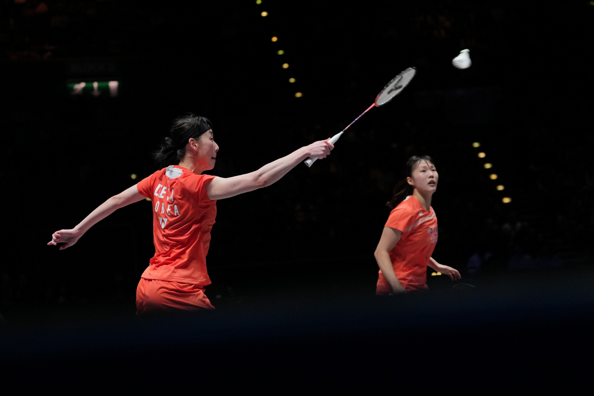 "韓 배드민턴 역사!" '세계랭킹 1위' 서승재-김원호, 40년 만의 '…