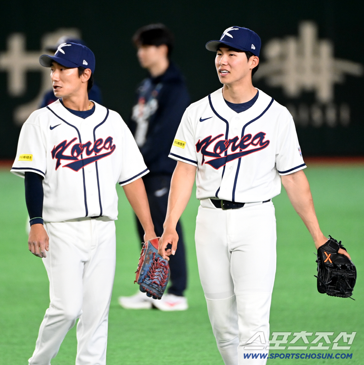 [속보] '이럴수가' 김혜성 눈물, 손가락 부상 때문…"노시환-신민재 나…