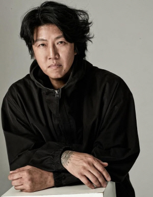 '시나위 보컬' 김바다, 대마 흡입 현행범 체포…