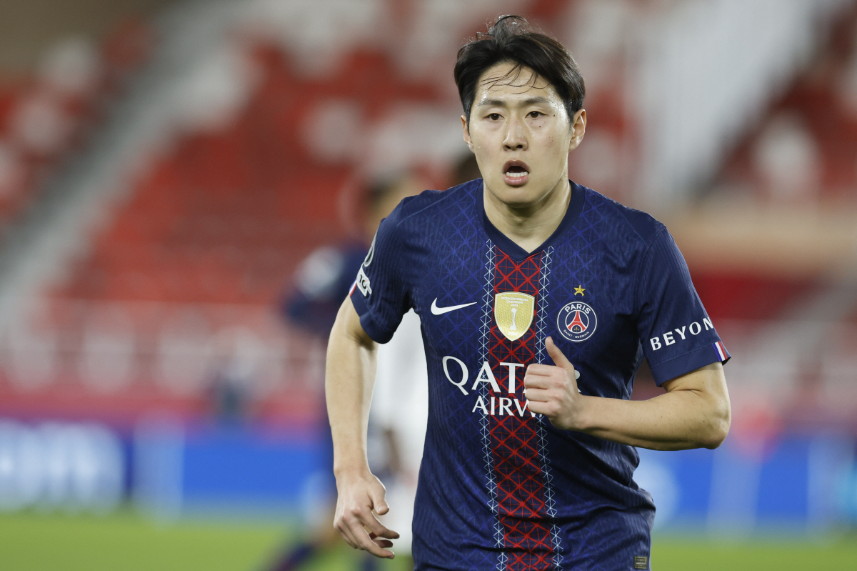 韓 축구 미친 소식! 이강인, 발롱도르 3위 대체자 지목→PSG 탈출 시…