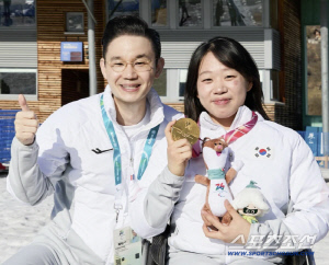 '장애인체육 키다리아저씨' 배동현 BDH이사장 불패 신화! 평창 첫金 신의현→밀라노 첫金 김윤지, 11년 진심 지원이 빚어낸 K-노르딕의 기적[밀라노-코르티나 패럴림픽 현장]