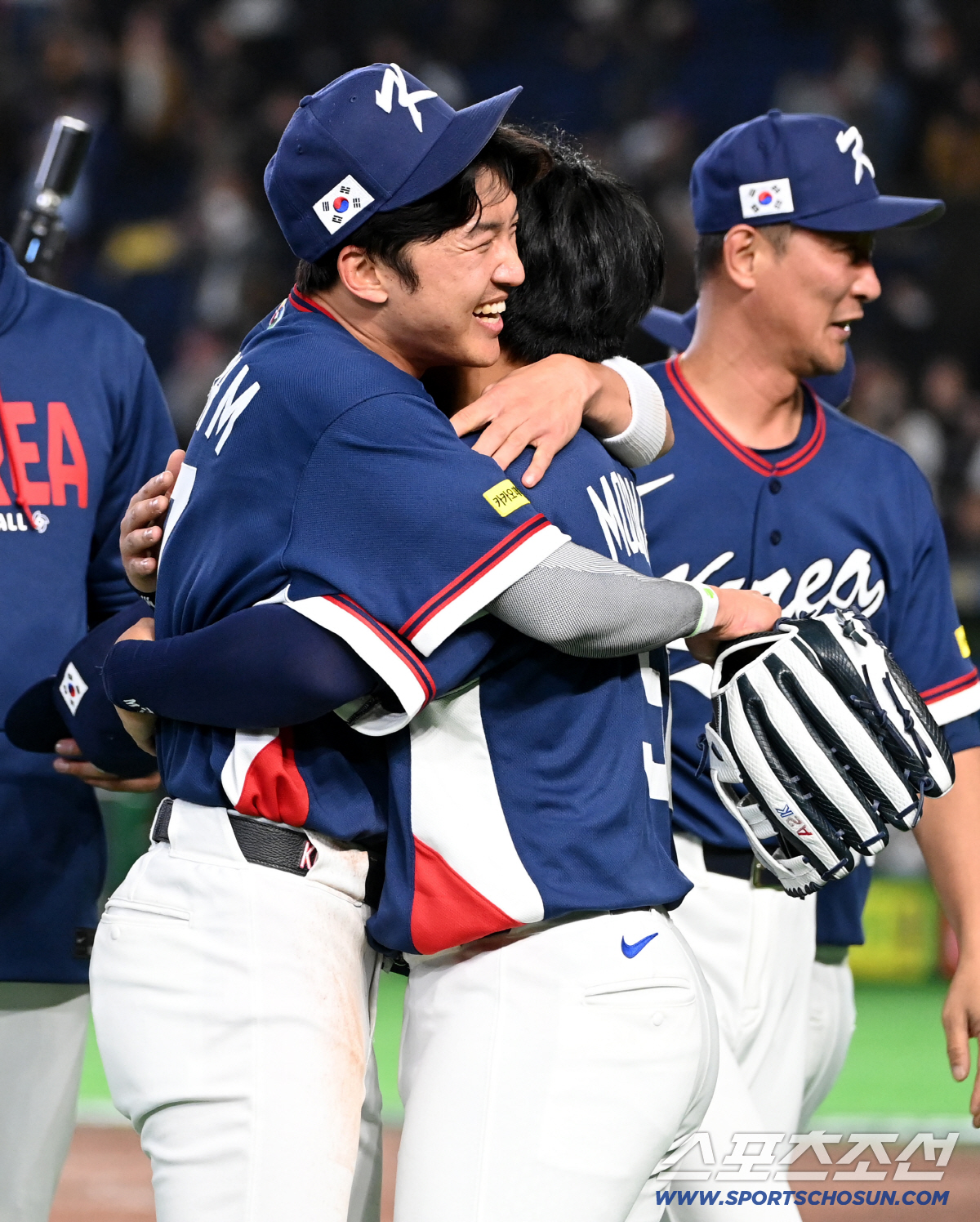 "우리는 한국야구의 자존심을 봤다" 극적인 8강 진출, 일본에서도 화제성…