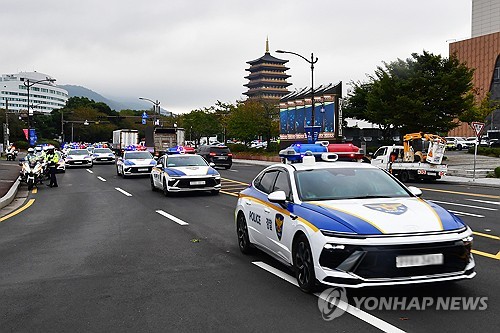 순찰도 멈춰야?…'차량 1만7천대' 경찰도 기름값 예의주시