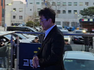 경찰 출석 이재룡 