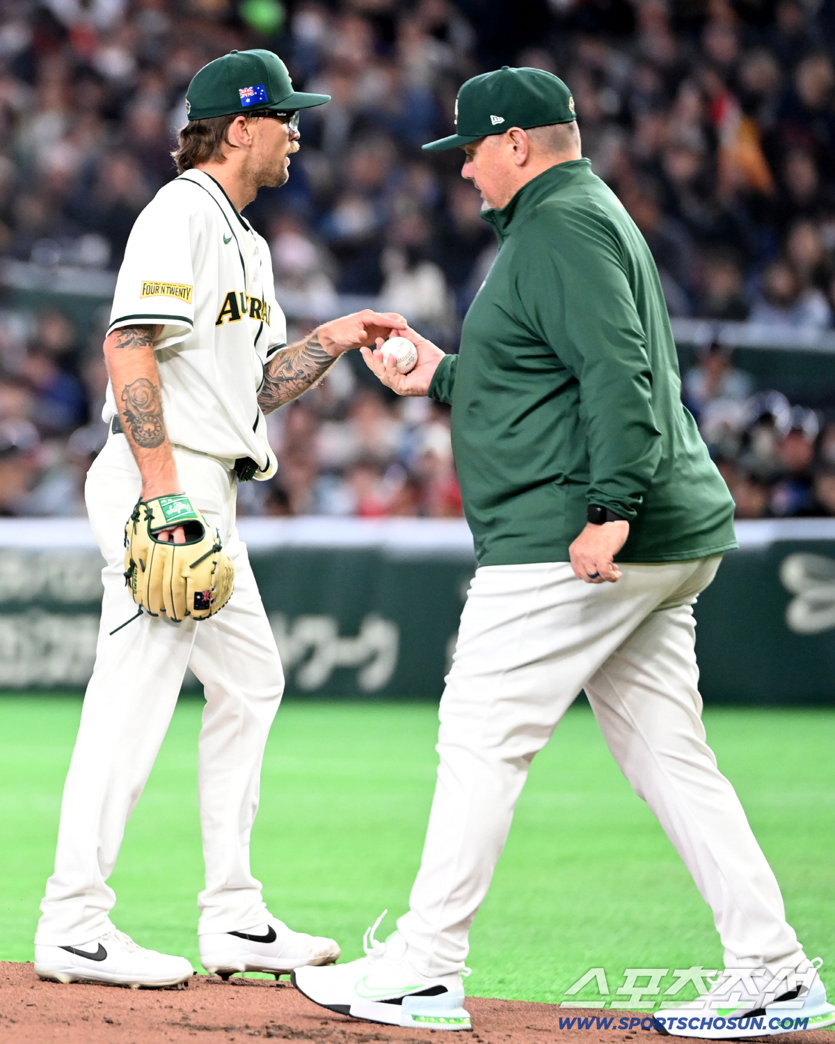 '웰스 울린 문보경' KBO리그에서 뛸 호주 선수들, '결과적으로' 한국…